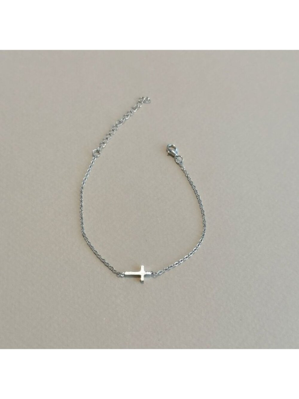 Cross bracelet  M1028